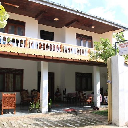Guesthouse Kind And Love Хиккадува Экстерьер фото