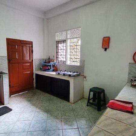 Guesthouse Kind And Love Хиккадува Экстерьер фото