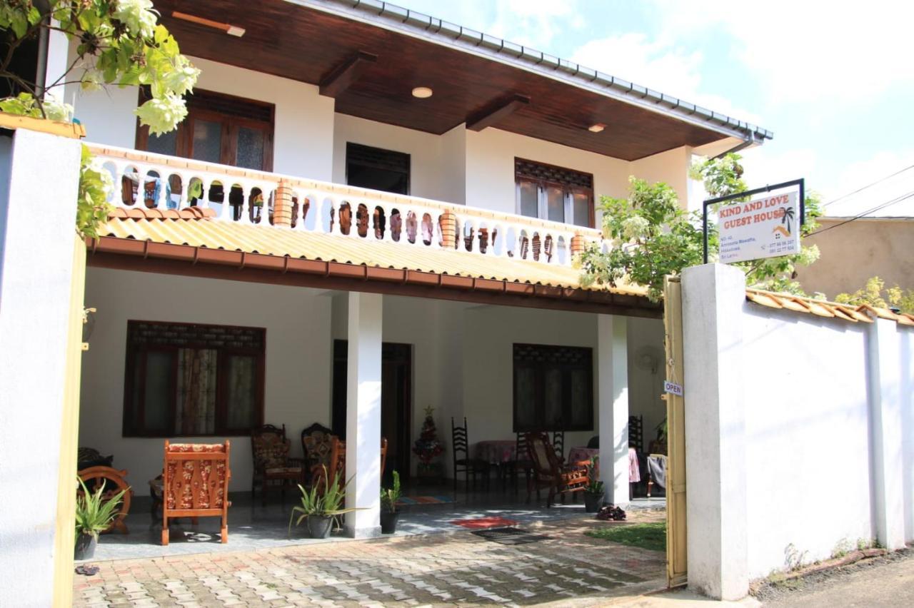 Guesthouse Kind And Love Хиккадува Экстерьер фото