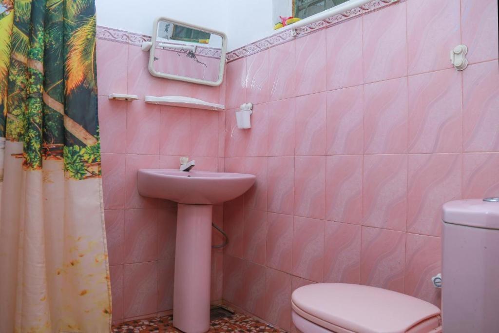 Guesthouse Kind And Love Хиккадува Экстерьер фото