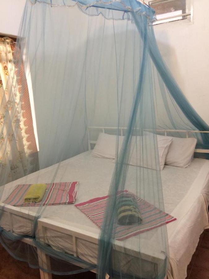 Guesthouse Kind And Love Хиккадува Экстерьер фото