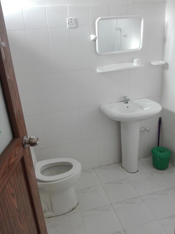 Guesthouse Kind And Love Хиккадува Экстерьер фото